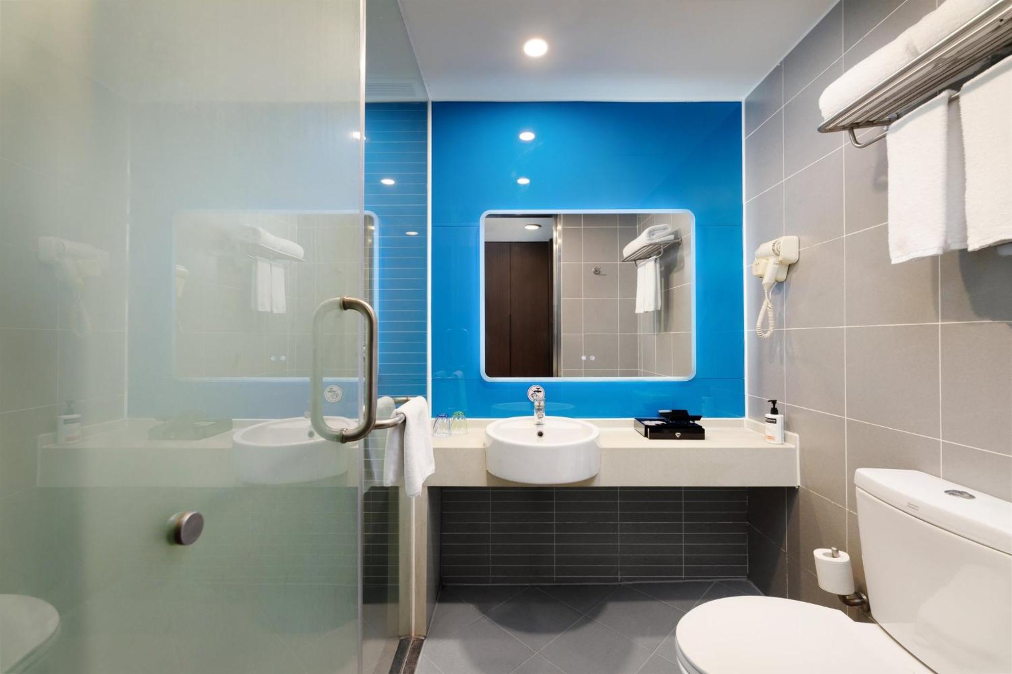 Holiday Inn Express Chengdu Wuhou By Ihg-Wuhou Temple And Jinli ภายนอก รูปภาพ