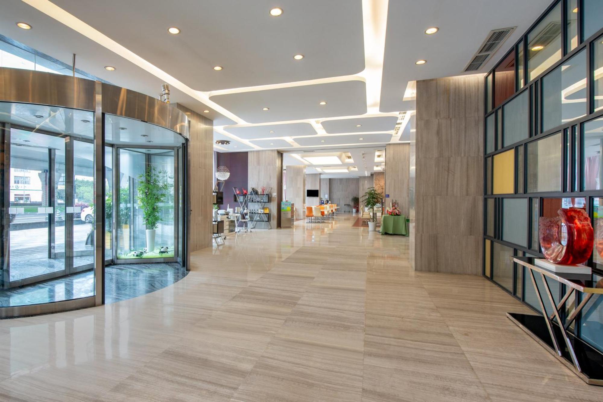 Holiday Inn Express Chengdu Wuhou By Ihg-Wuhou Temple And Jinli ภายนอก รูปภาพ