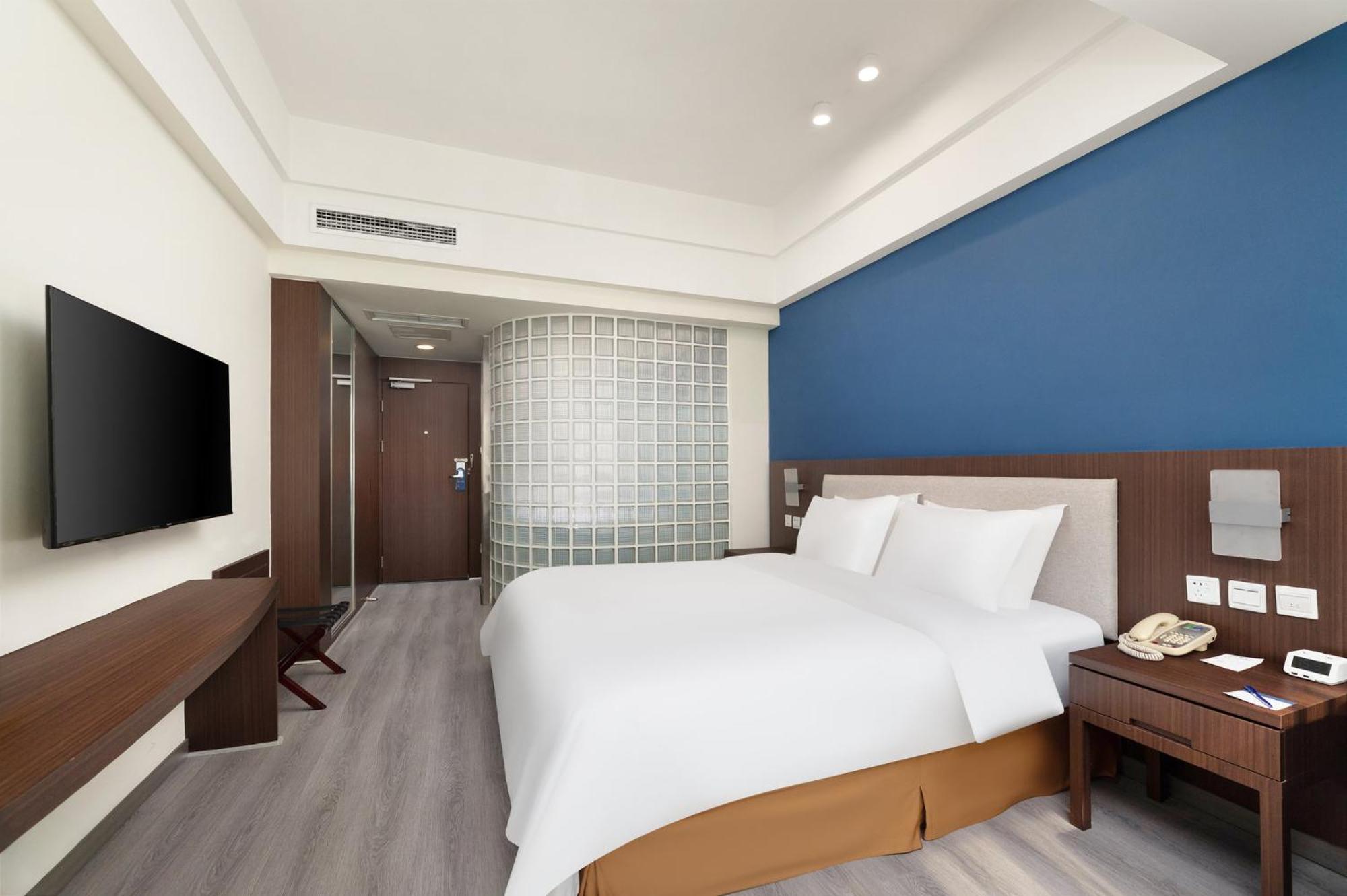 Holiday Inn Express Chengdu Wuhou By Ihg-Wuhou Temple And Jinli ภายนอก รูปภาพ
