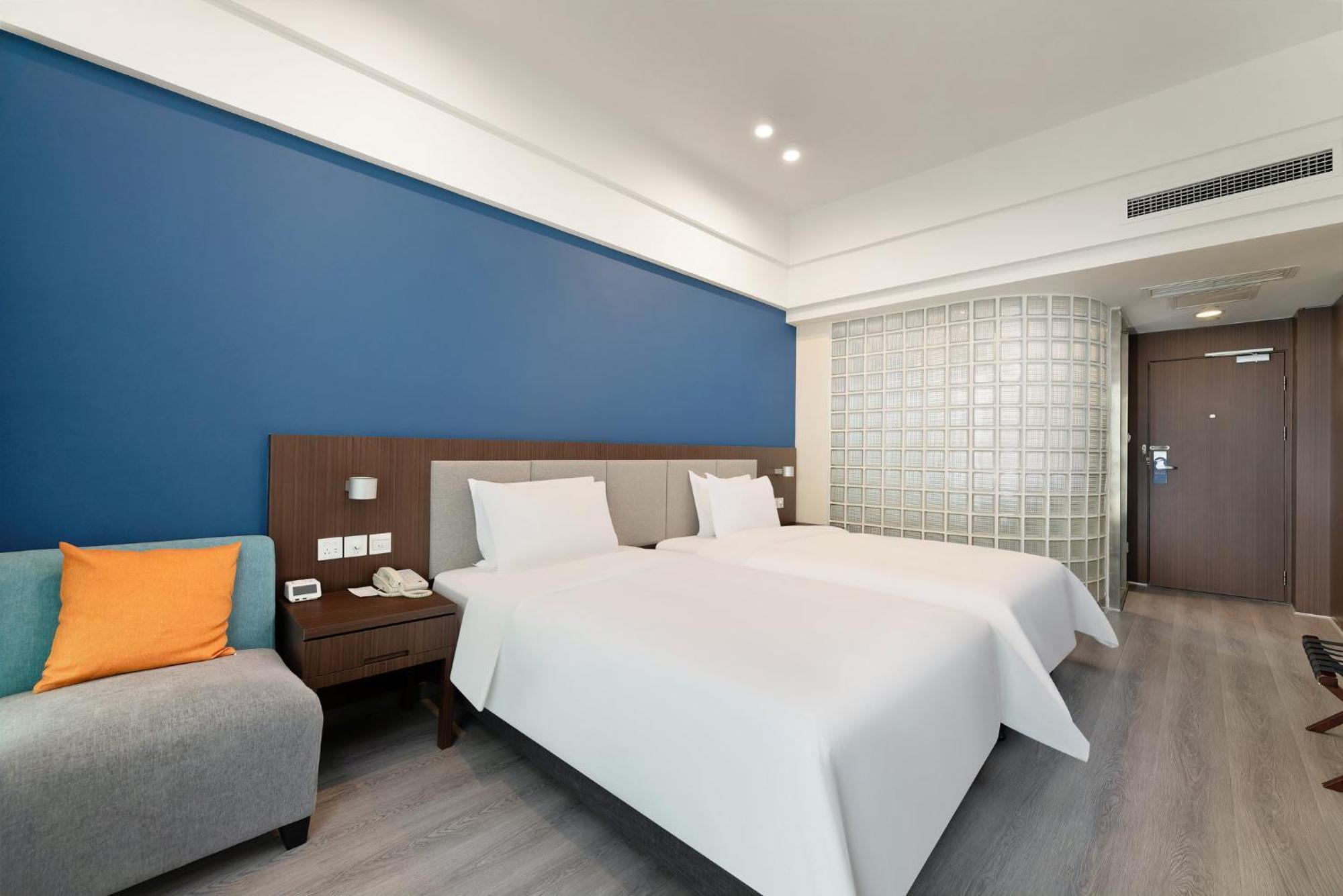 Holiday Inn Express Chengdu Wuhou By Ihg-Wuhou Temple And Jinli ภายนอก รูปภาพ